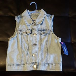 Cherokee Jean vest
